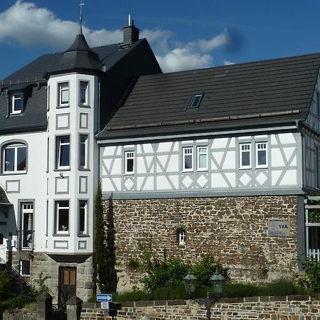 Apartments im Chateau d'Esprit Höhr-Grenzhausen Exterior foto